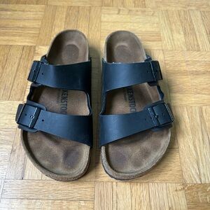 Birkenstock Women’s Black Arizona Two-Strap Sandals